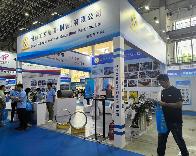 世王惊艳亮相管材展。